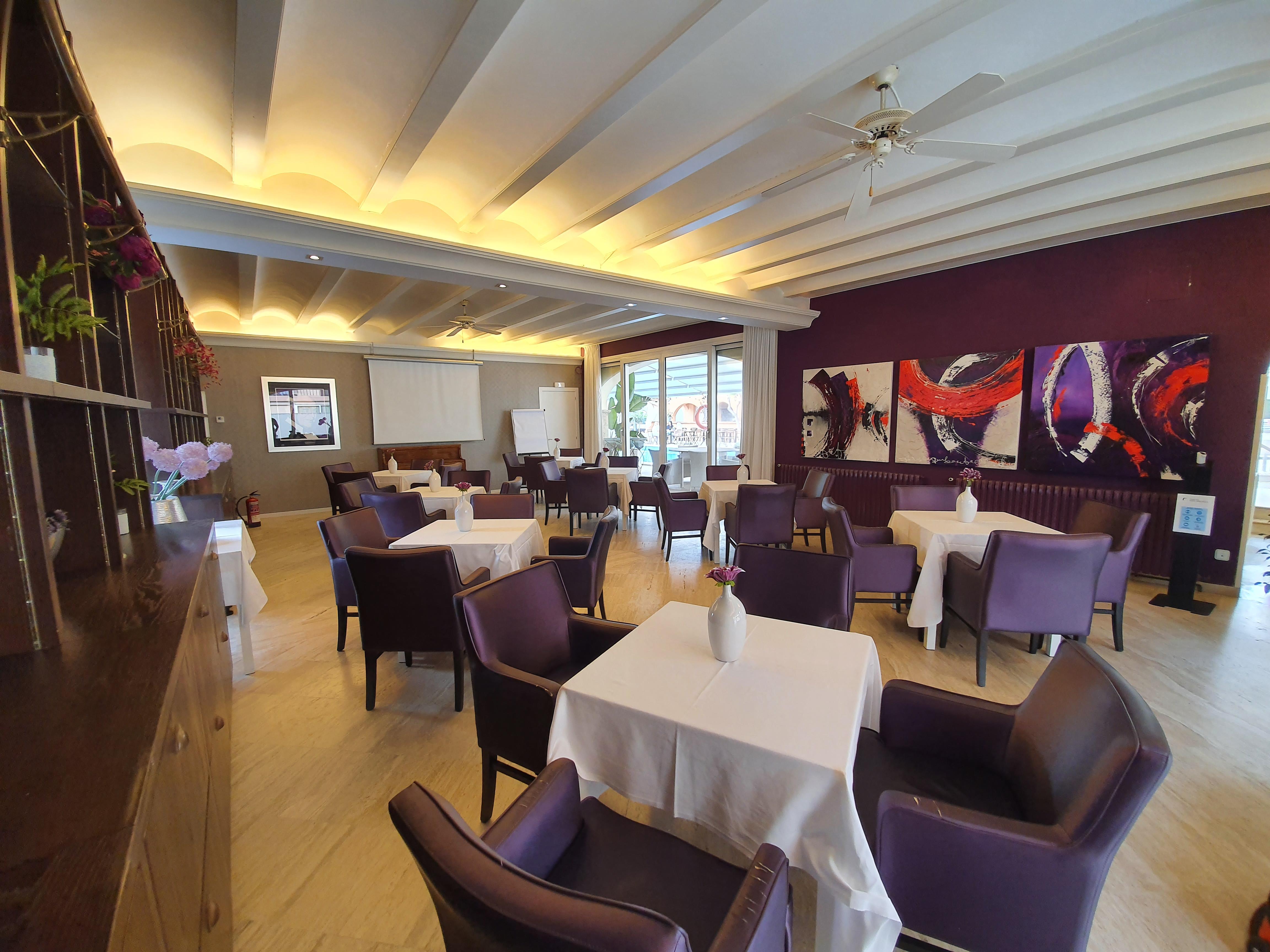 Van Der Valk Hotel Barcarola ซานต์เฟลิอูเดกีโซลส์ ภายนอก รูปภาพ