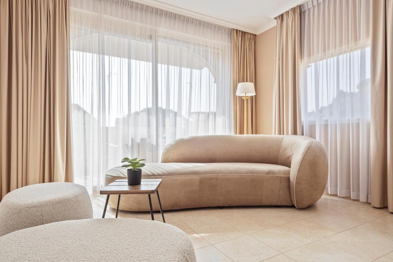 Van Der Valk Hotel Barcarola ซานต์เฟลิอูเดกีโซลส์ ภายนอก รูปภาพ